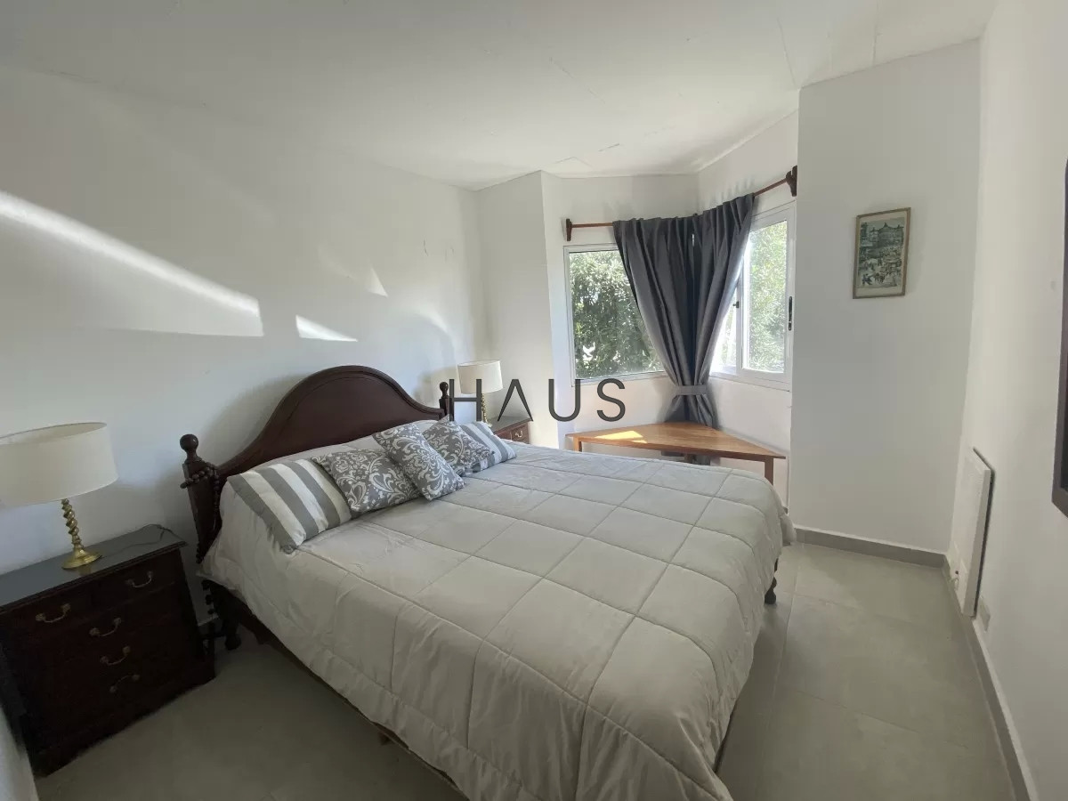 Casa ID.7 - Cómodos ambientes, propiedad ideal para vacacionar.