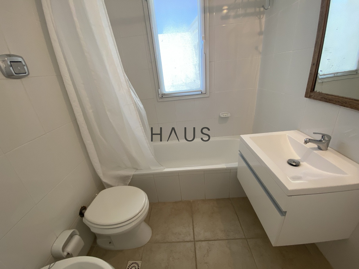 Casa ID.6 - Buscas alquilar a pocos metros de la playa mas buscada de Montoya? 