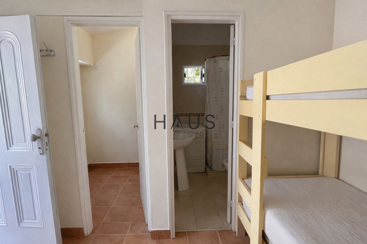 Casa ID.214 - Residencia en Playa Mansa a metros del mar