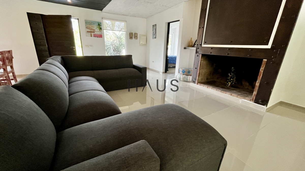 Casa ID.158 - Propiedad moderna y cómoda en entorno natural