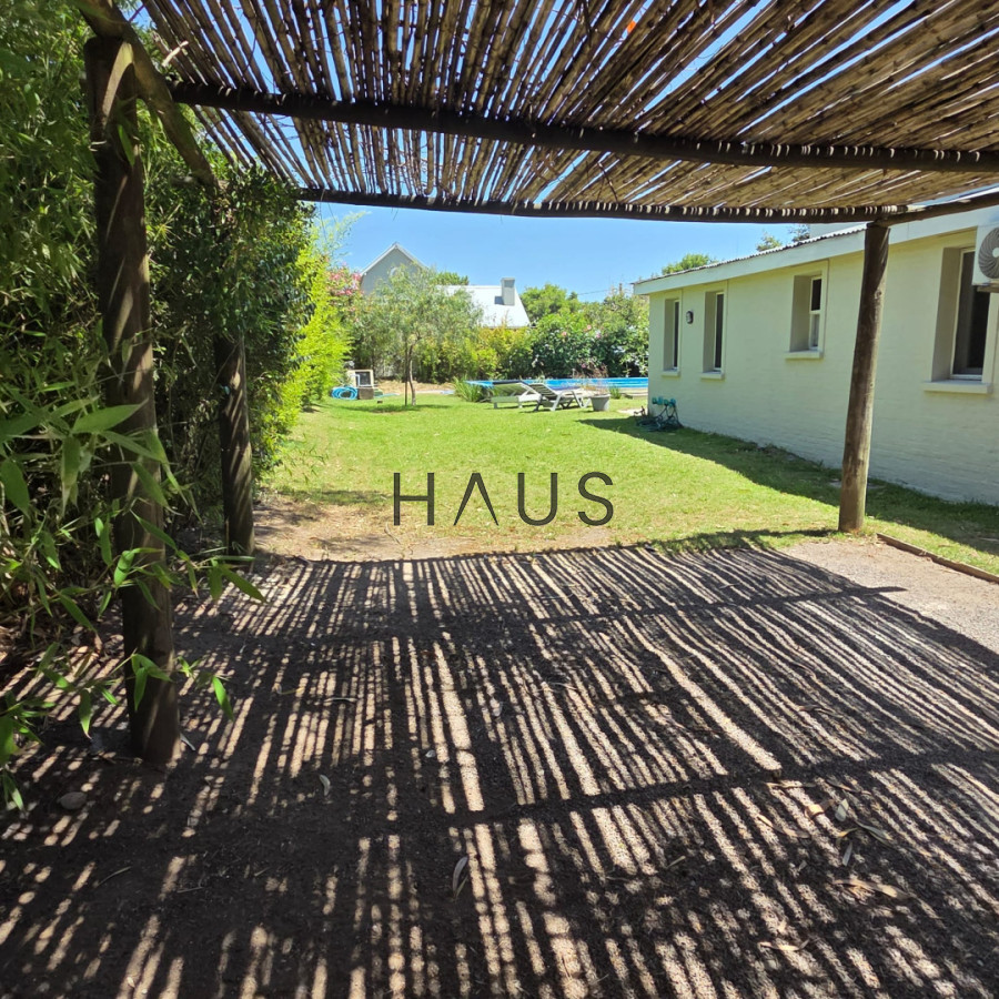 Casa ID.520 - Casa en La Barra, La Barra