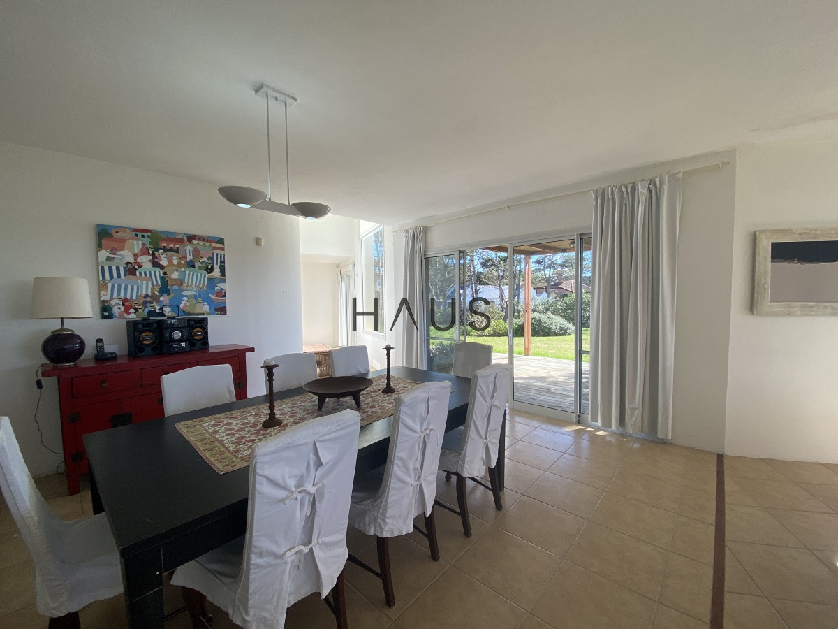 Casa ID.6 - Buscas alquilar a pocos metros de la playa mas buscada de Montoya? 