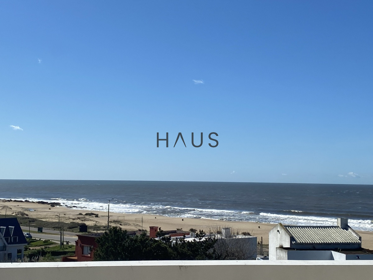 Casa ID.6 - Buscas alquilar a pocos metros de la playa mas buscada de Montoya? 