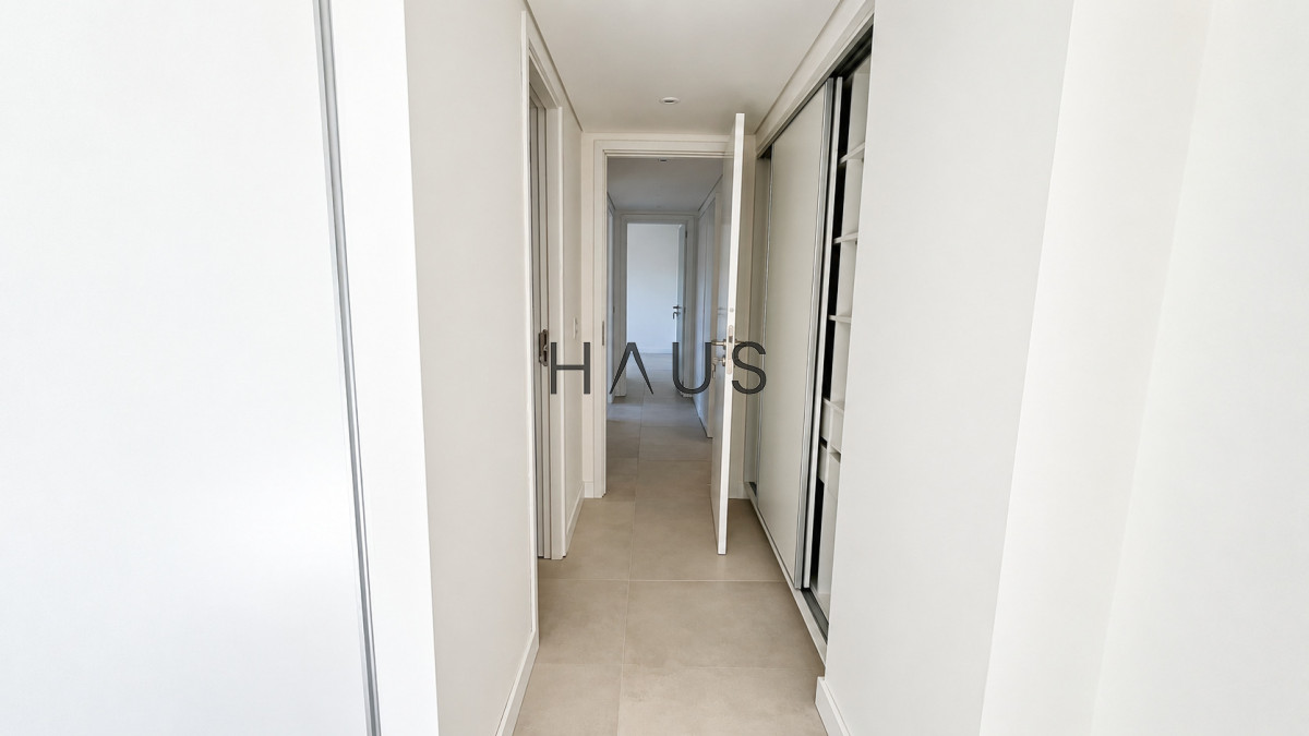 Casa ID.663 - CASA EN VENTA EN CONSTRUCCIÓN DENTRO DE PARQUE BURNETT PUNTA DEL ESTE