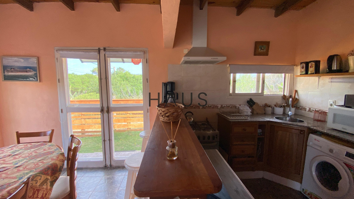 Casa ID.460 - Cómoda casa ubicada a 100 mts del mar en Balneario Buenos Aires