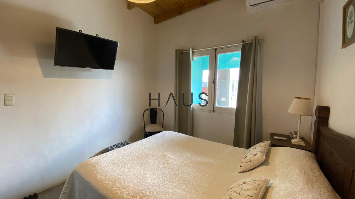 Casa ID.460 - Cómoda casa ubicada a 100 mts del mar en Balneario Buenos Aires