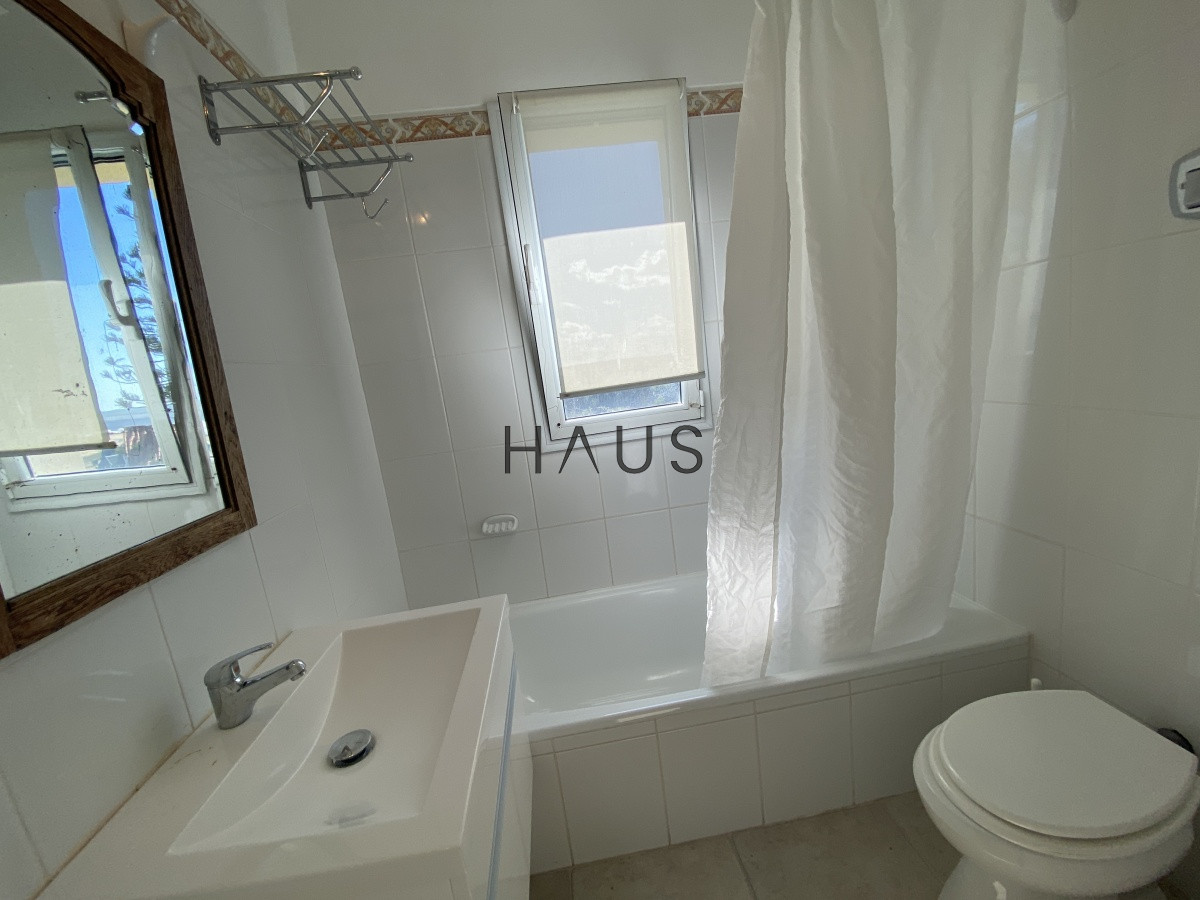 Casa ID.6 - Buscas alquilar a pocos metros de la playa mas buscada de Montoya? 