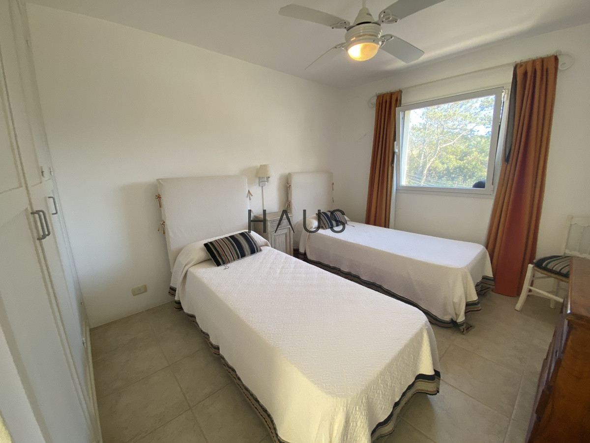 Casa ID.6 - Buscas alquilar a pocos metros de la playa mas buscada de Montoya? 