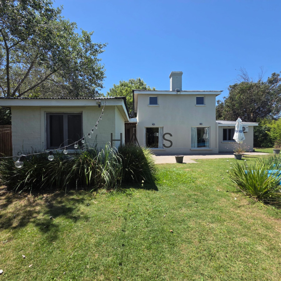 Casa ID.520 - Casa en La Barra, La Barra