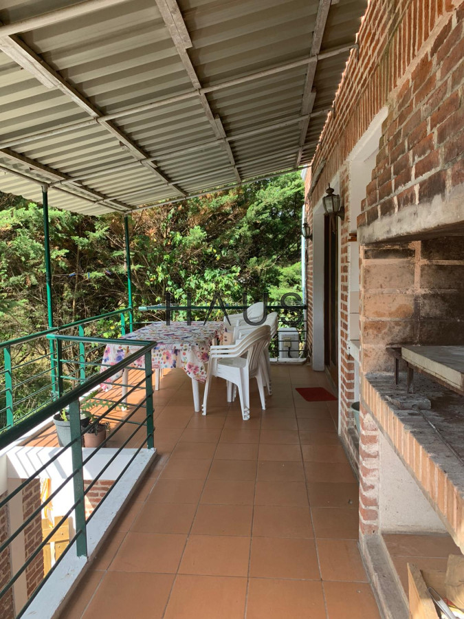 Casa ID.40 - Casa en dos plantas para alquiler de temporada – Barrio Marly, Punta del Este