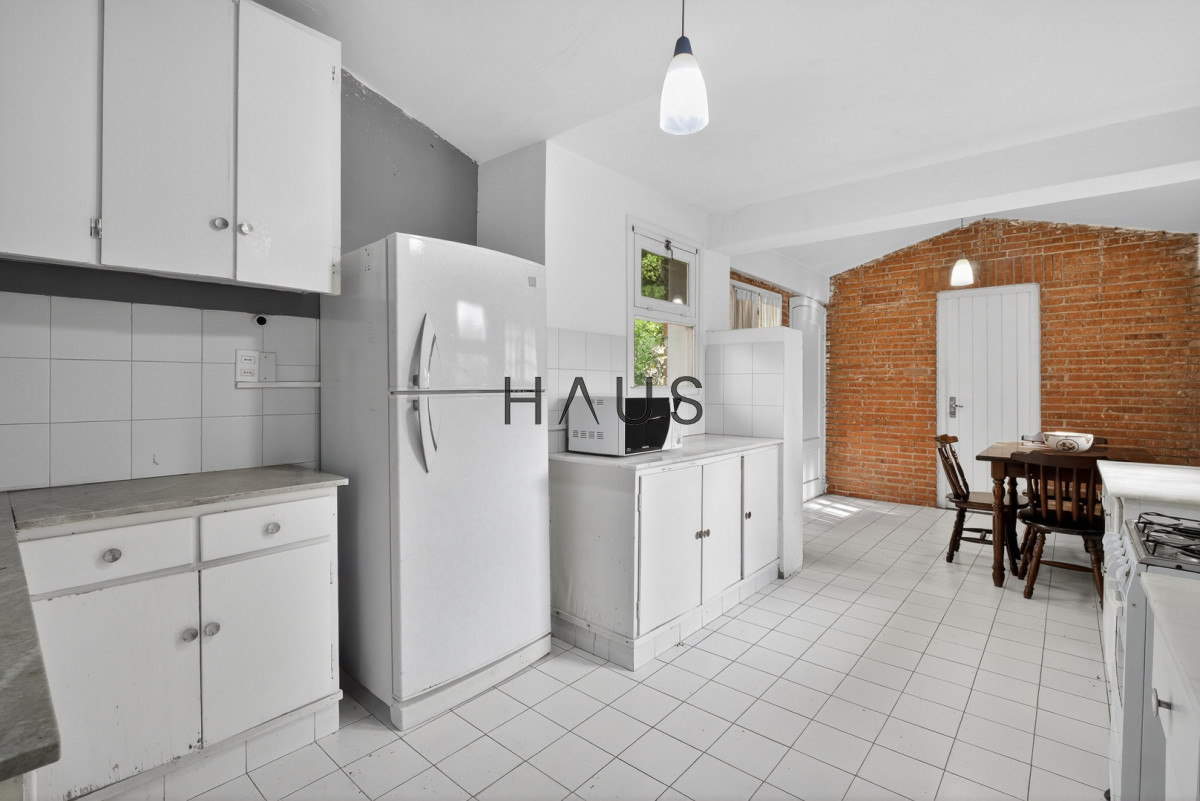 Casa ID.769 - Casa de excelente construcción en zona residencial de Cantegril