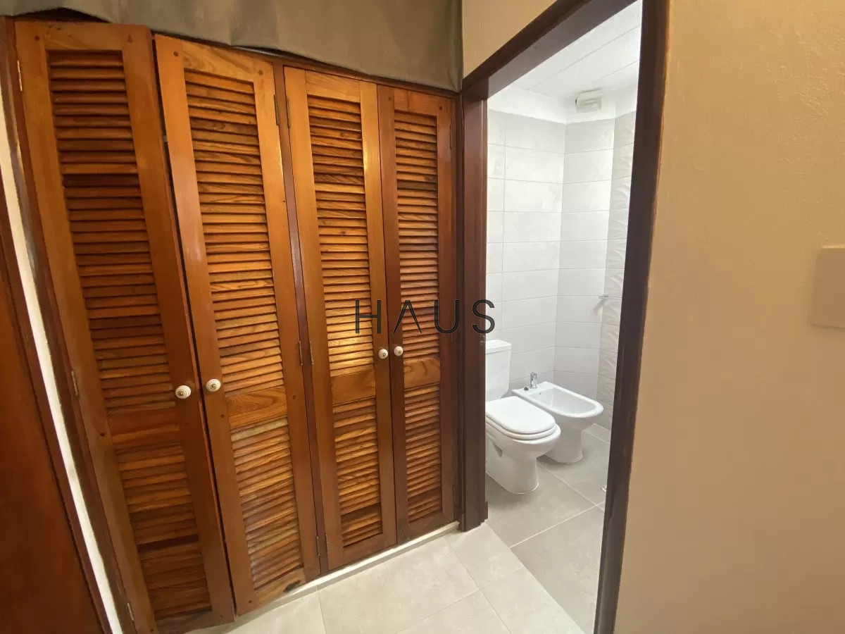 Casa ID.7 - Cómodos ambientes, propiedad ideal para vacacionar.