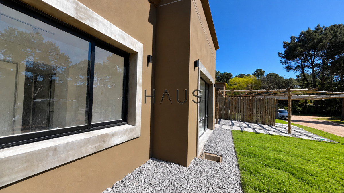 Casa ID.663 - CASA EN VENTA EN CONSTRUCCIÓN DENTRO DE PARQUE BURNETT PUNTA DEL ESTE