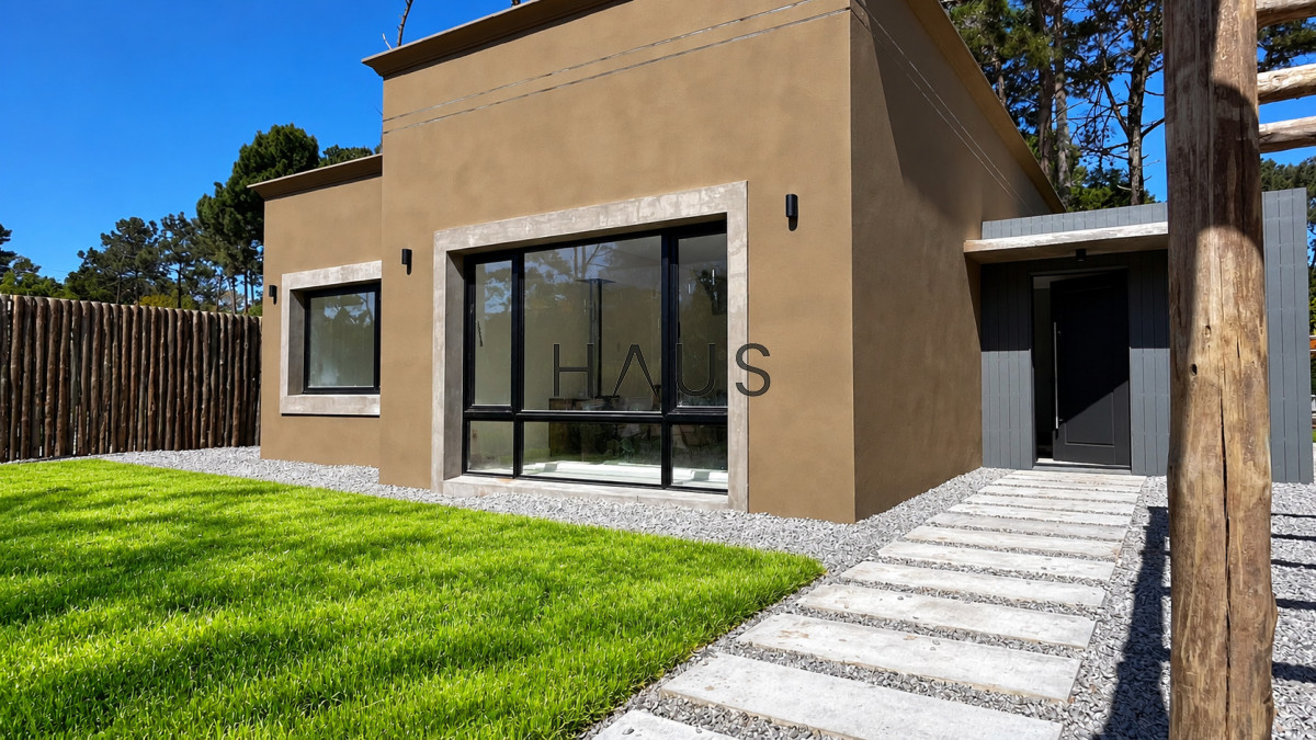 Casa ID.663 - CASA EN VENTA EN CONSTRUCCIÓN DENTRO DE PARQUE BURNETT PUNTA DEL ESTE