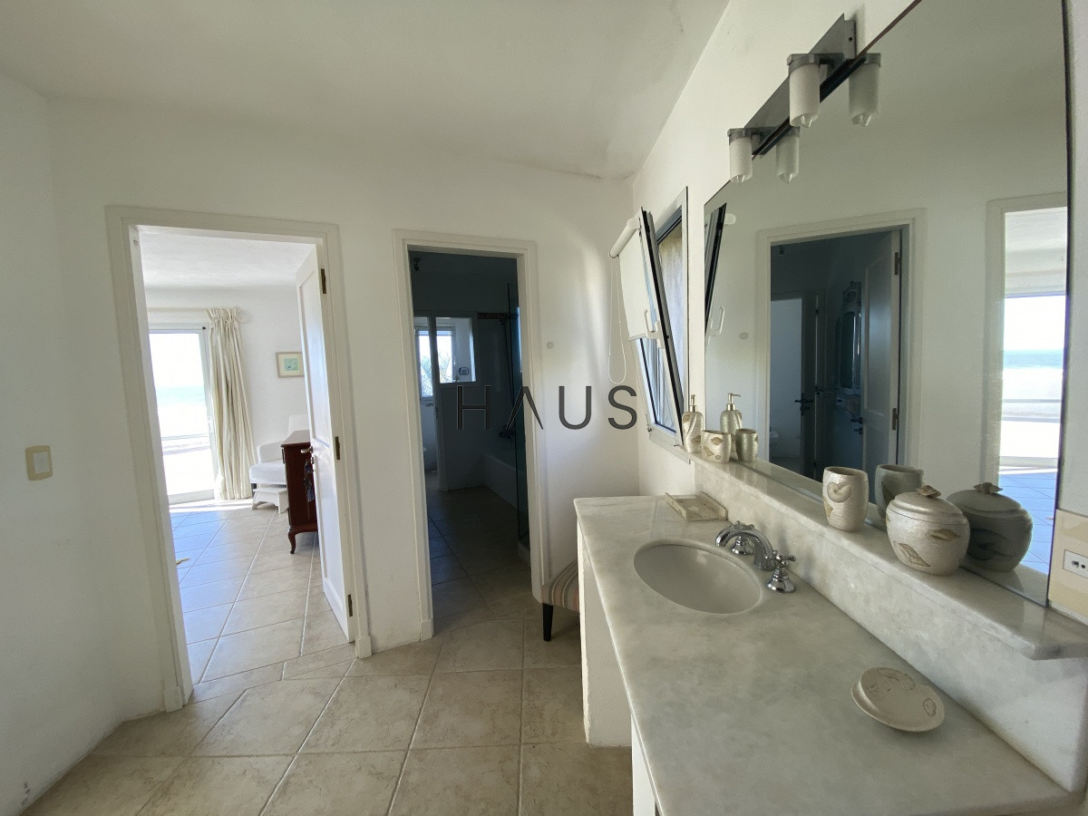 Casa ID.6 - Buscas alquilar a pocos metros de la playa mas buscada de Montoya? 