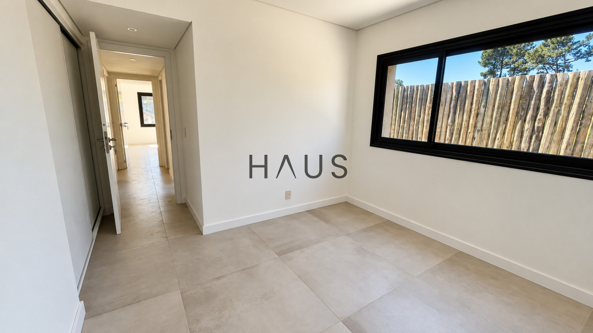 Casa ID.663 - CASA EN VENTA EN CONSTRUCCIÓN DENTRO DE PARQUE BURNETT PUNTA DEL ESTE