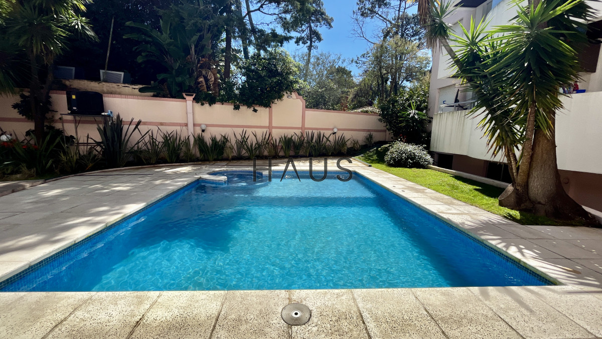 Apartamento ID.166 - Unidad de 3 dormitorios a pasos de playa mansa 