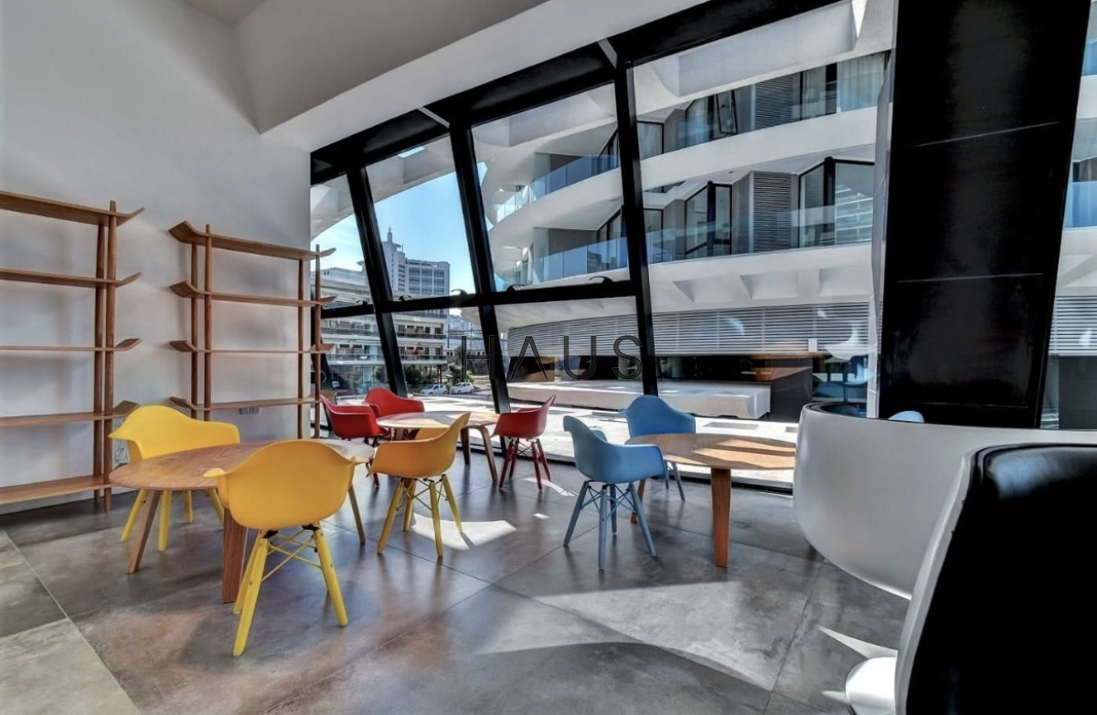 Apartamento ID.21 - Apartamento de 2 dormitorios a pasos de Playa Brava y Playa Mansa