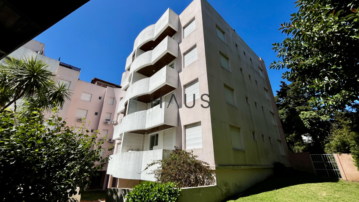 Apartamento ID.166 - Unidad de 3 dormitorios a pasos de playa mansa 
