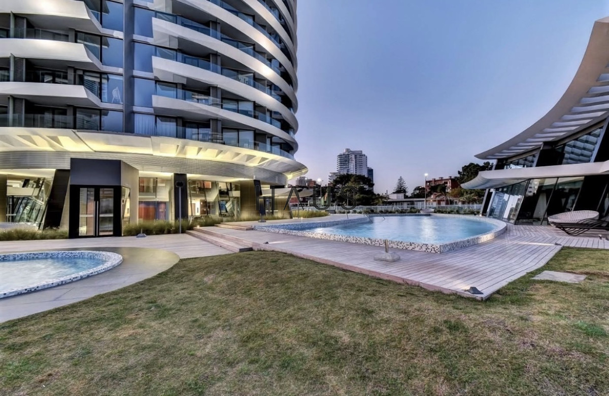 Apartamento ID.21 - Apartamento de 2 dormitorios a pasos de Playa Brava y Playa Mansa
