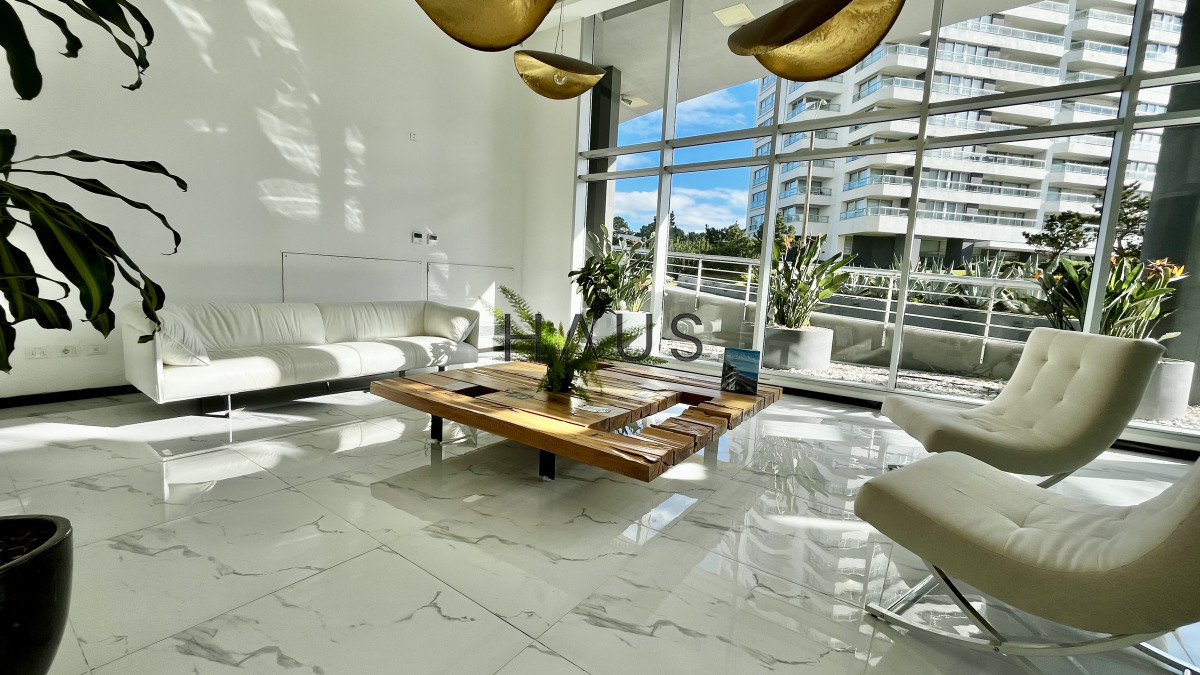Apartamento ID.8 - Apartamento esquinero en Look Brava – Playa Brava, Punta del Este