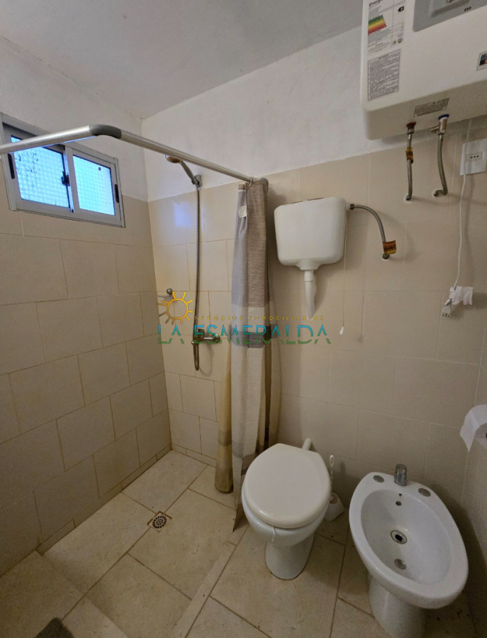 Casa ID.63 -  CASA a 1 cuadra de la calle principal