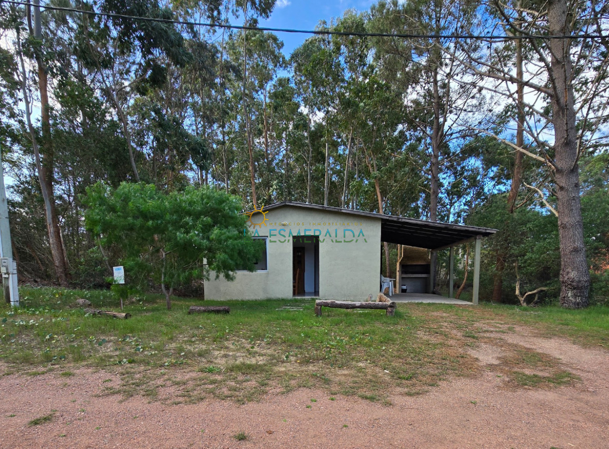 Casa ID.63 -  CASA a 1 cuadra de la calle principal