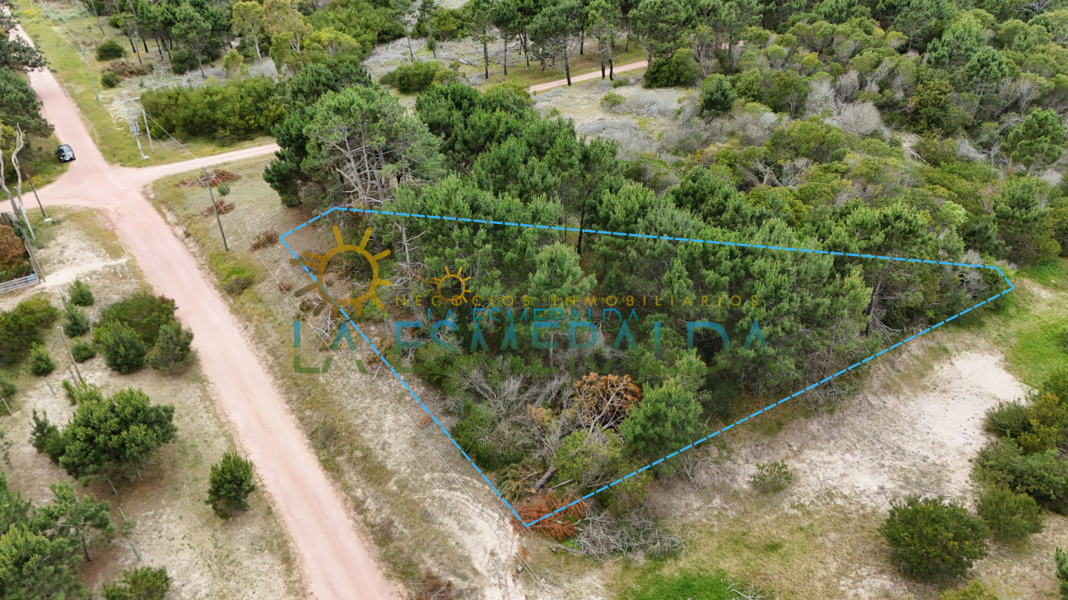 Terreno ID.9 - Manzana completa a 2 cuadras de la playa 