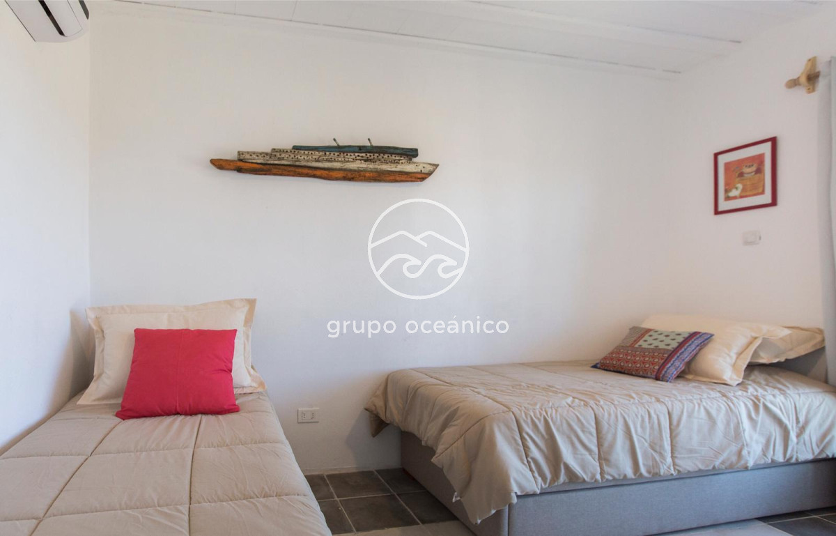 Casa ID.70 - Casa en la Juanita frente al mar!!