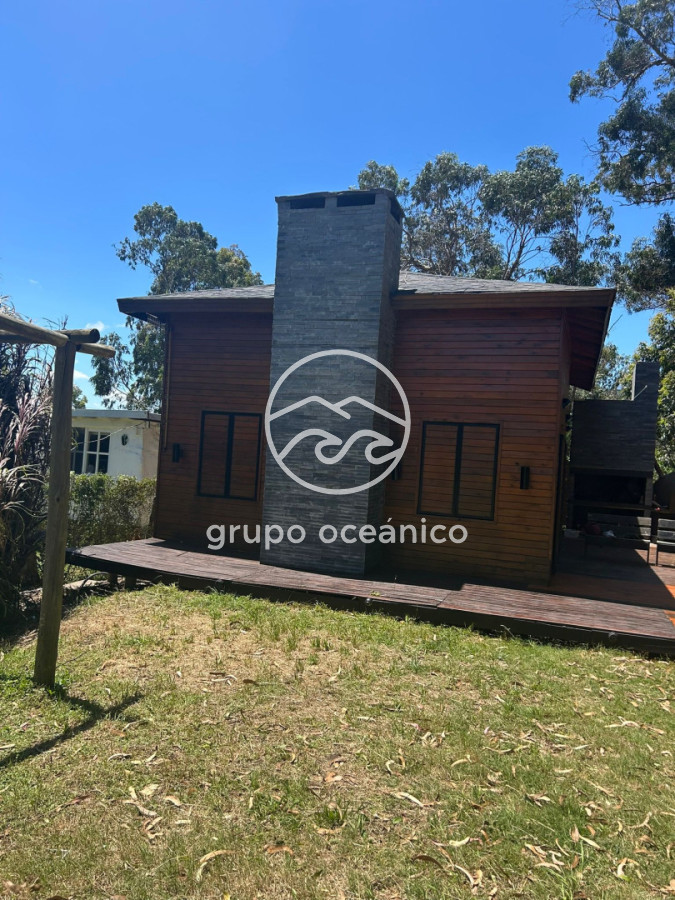 Casa ID.37 - Casa Santa Mónica casi Medellín