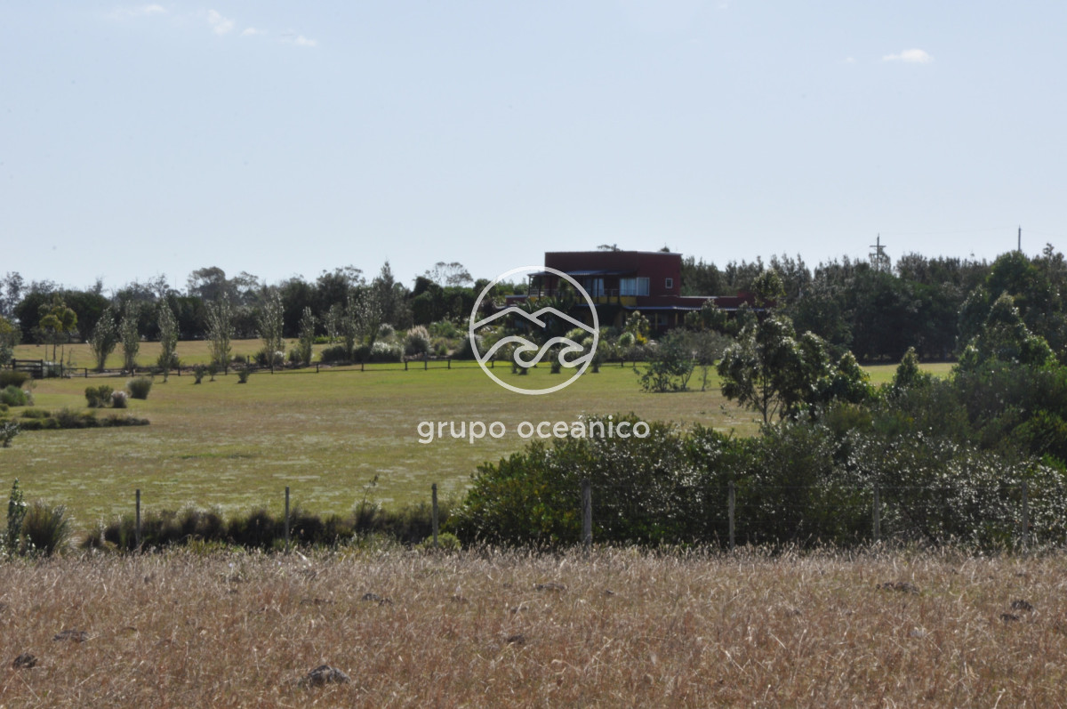 Campo Ref.44 - Campo con instalaciones y casas en Ruta 9 y camino Anastasio