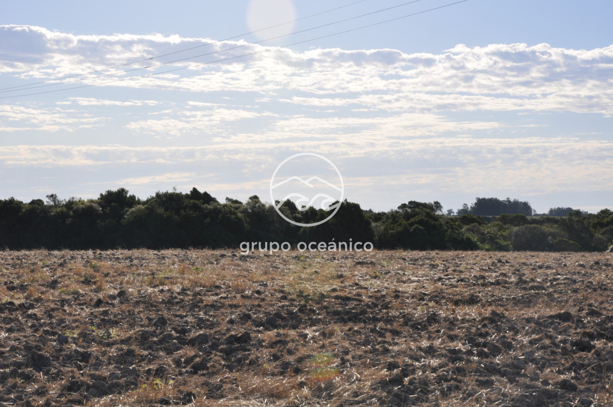 Campo Ref.11 - Ruta 9 y Arroyo Garzón 36.9 Hectáreas con costa 