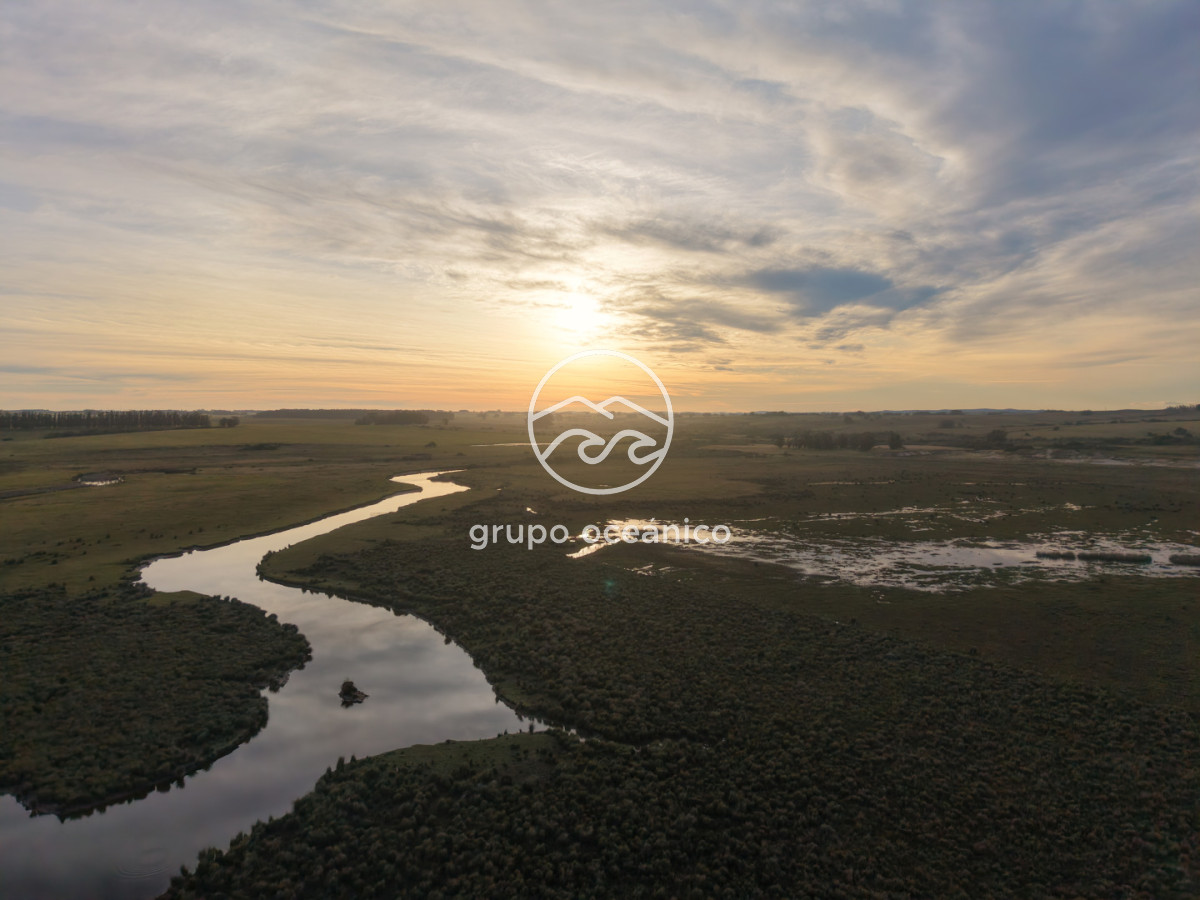 Campo Ref.88 - Campo 91 há sobre Laguna de José Ignacio
