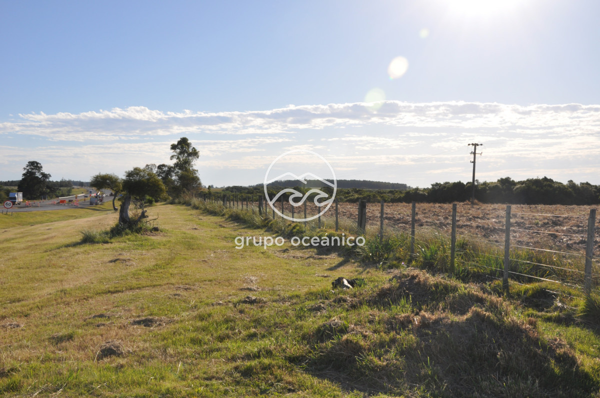 Campo Ref.11 - Ruta 9 y Arroyo Garzón 36.9 Hectáreas con costa 