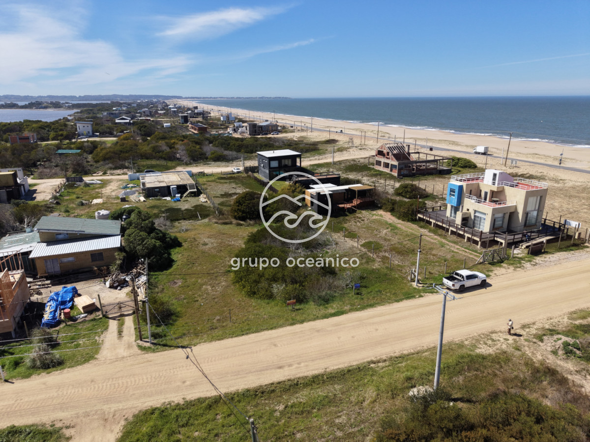 Terreno ID.82 - Dos terrenos lineros en Santa Mónica a pasos del Mar.