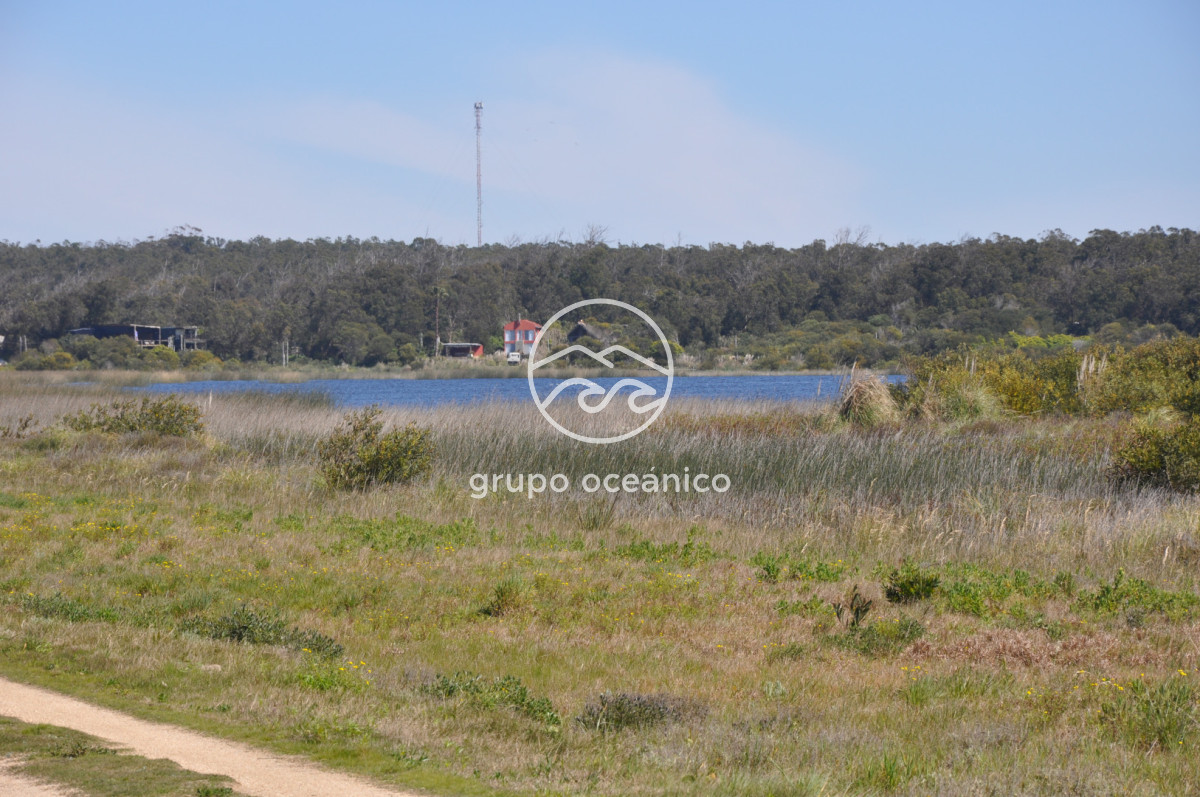 Terreno ID.82 - Dos terrenos lineros en Santa Mónica a pasos del Mar.