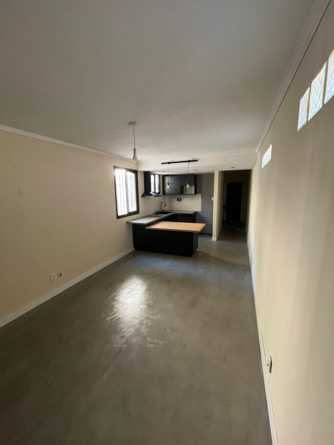 Hermoso reciclaje sobre calle Durazno 