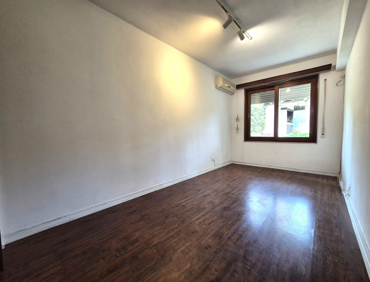 Casa ID.426 - Alquiler Anual en San Rafael 3 dormitorios mas dependencia ! 