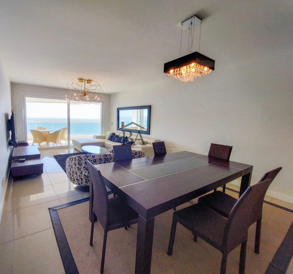 Apartamento ID.42 - Alquiler de Temporada 3 dormitorios en suite con vista al Mar en Torre Aquarela Playa Mansa  