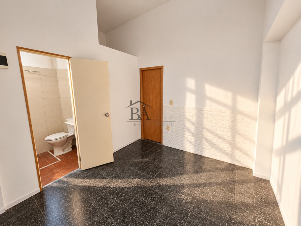 Casa ID.188 - Casa en venta en San Carlos + apartamento con potencial de renta