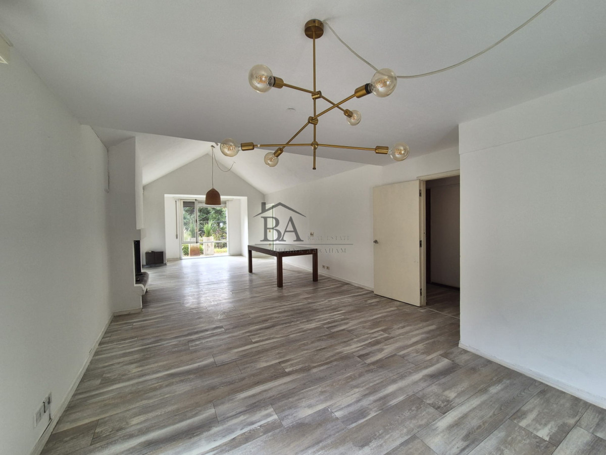 Casa ID.116 - Alquiler Anual en San Rafael 3 dormitorios mas dependencia ! 