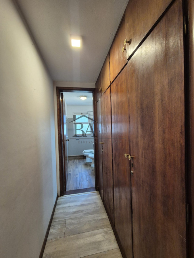 Casa ID.116 - Alquiler Anual en San Rafael 3 dormitorios mas dependencia ! 