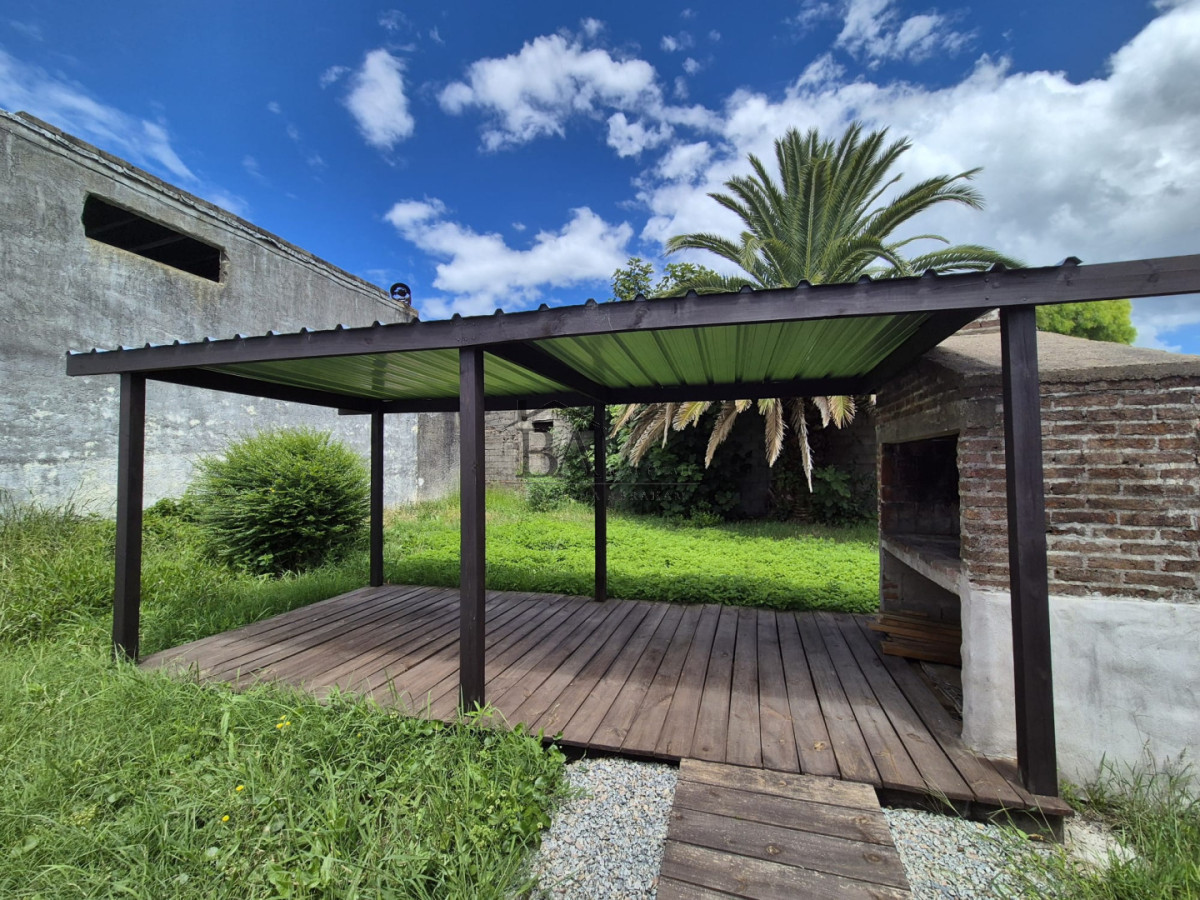 Casa ID.14 - Casa en Venta de 4 dormitorios ! Maldonado 