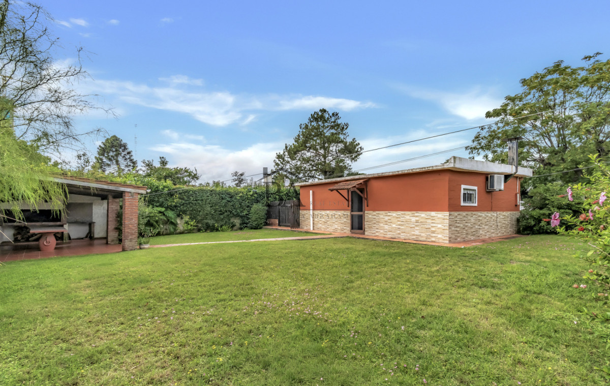 Casa ID.94 - Casa en Venta en Maldonado ! Parada 19 Playa Mansa a 700 mts del Mar 