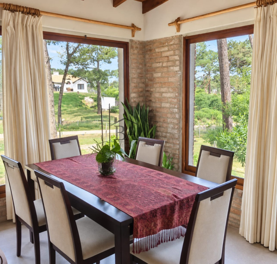 Casa ID.166 - Casa en Venta de 3 dormitorios en Punta Ballena !