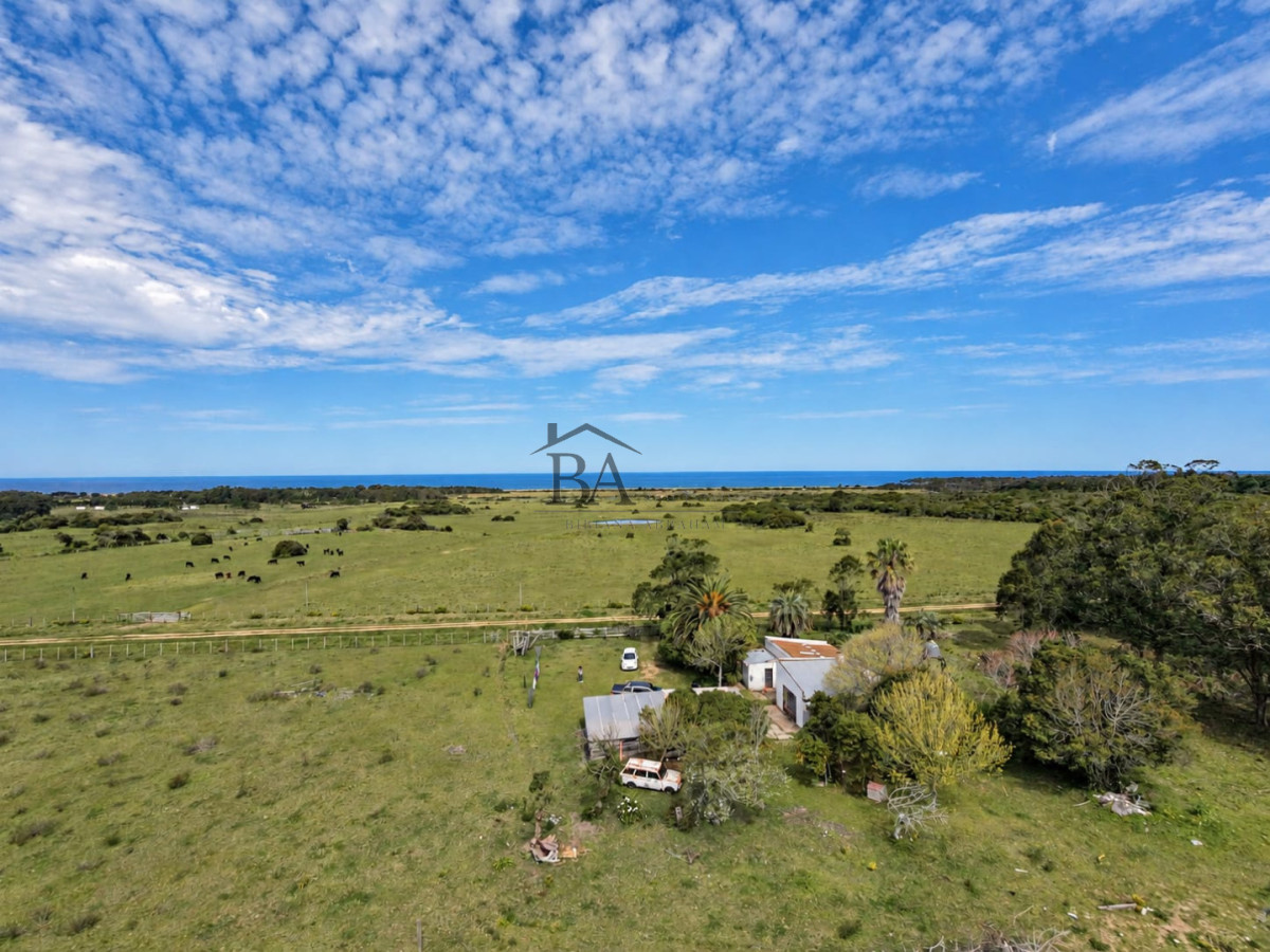 Campo Ref.184 - Campo en Venta 43H con Costa a la Laguna Garzón 