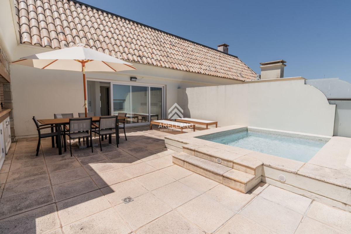 Apartamento ID.5667 - Venta Apartamento Playa Mansa 4 ambientes