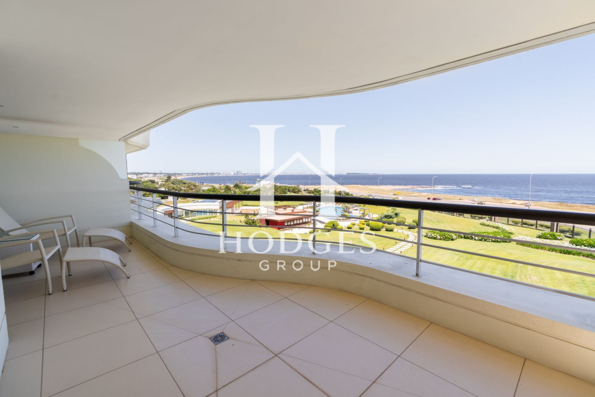 Apartamento ID.127 - Apartamento en venta Playa Mansa 4 ambientes