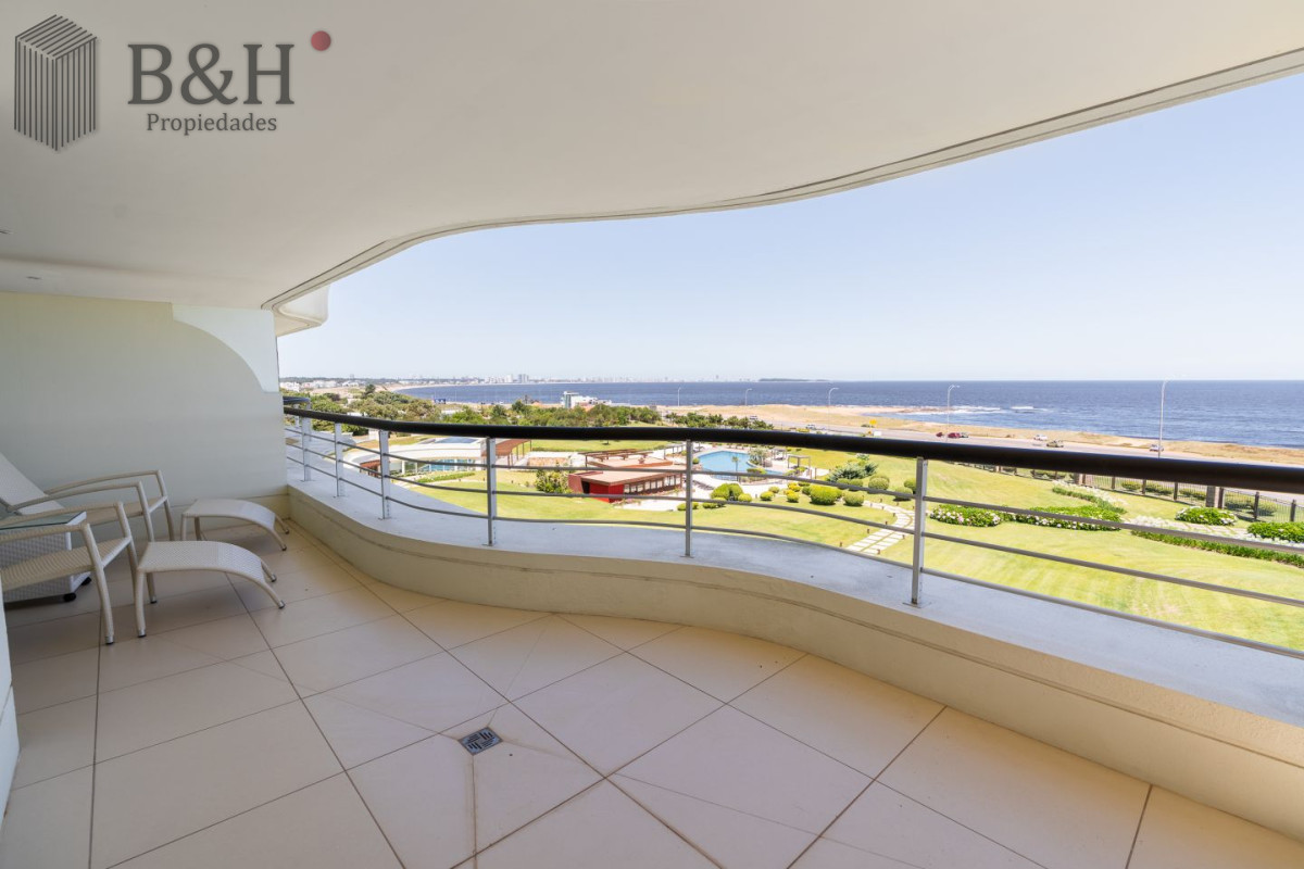 Apartamento ID.6400 - Apartamento en venta Playa Mansa 4 ambientes
