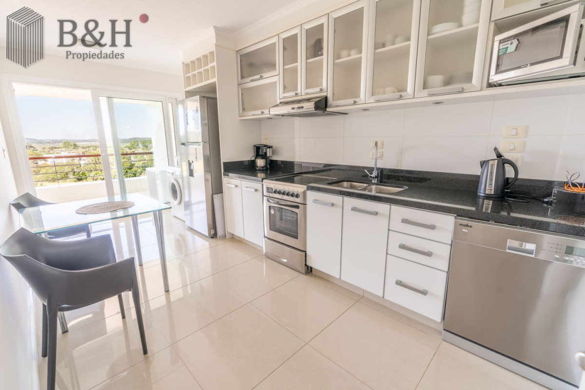 Apartamento ID.7919 - Apartamento Playa Mansa 3 ambientes